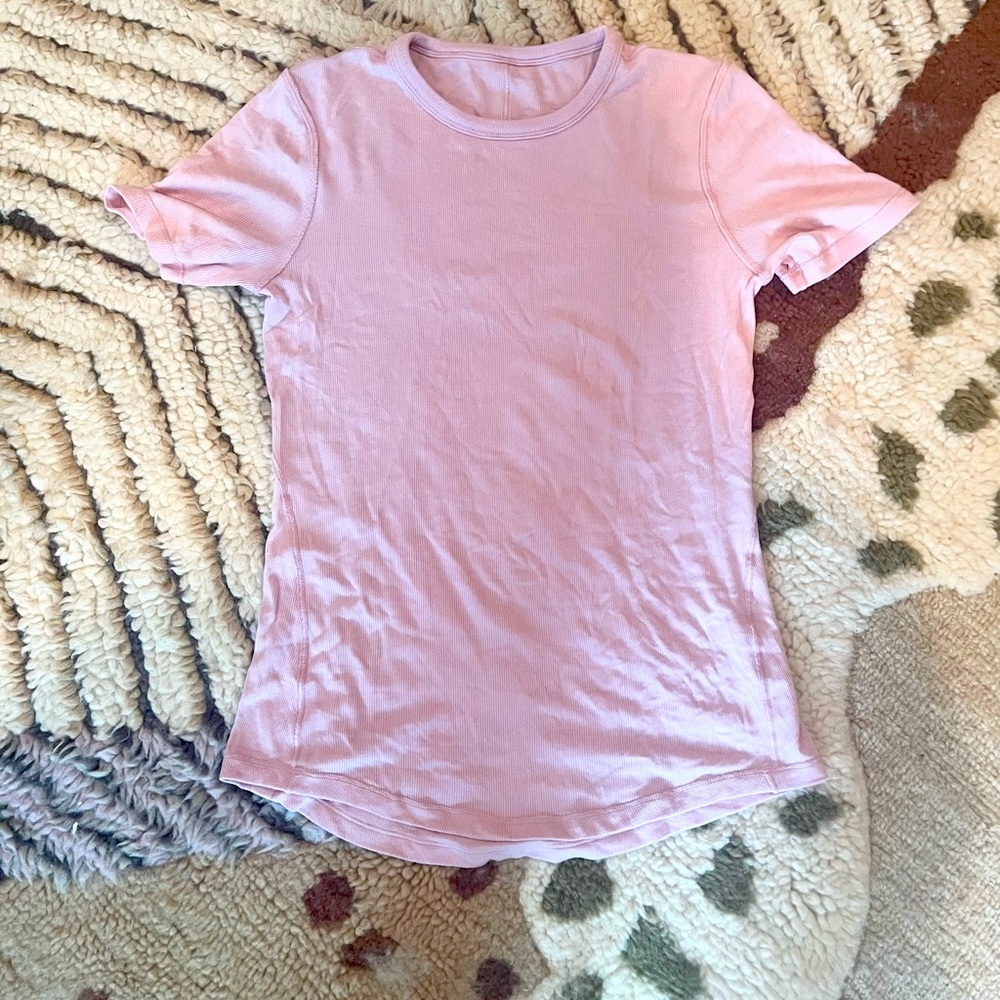 Lululemon hold tight light pink short sleeve